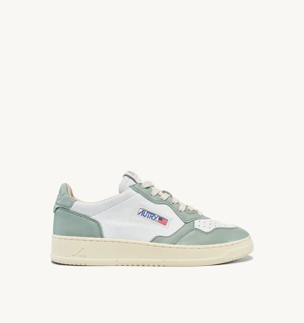 Autry Sneakers Medalist 01 Low Leather Goat Military GH05