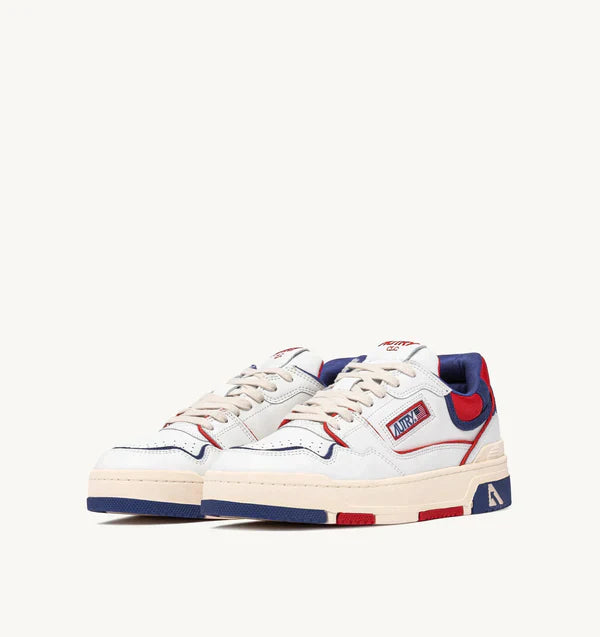 BASKET CLC EN CUIR BLANC ROUGE ET BLEU
