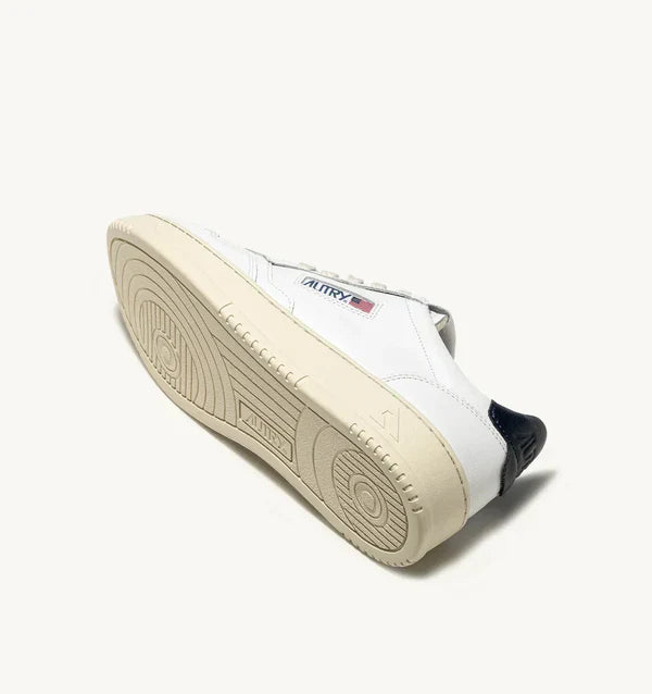 Autry Sneakers Medalist 01 Low Leather Space LL12