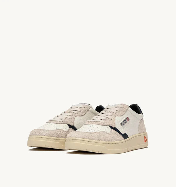 Autry Sneakers Medalist 01 Low Leather Sand HE02