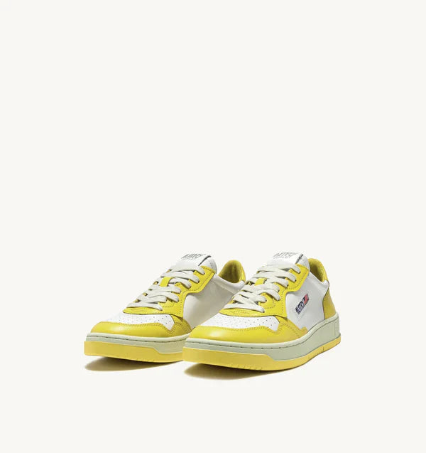 Autry Sneakers Medalist 01 Low Leather Lime WB27