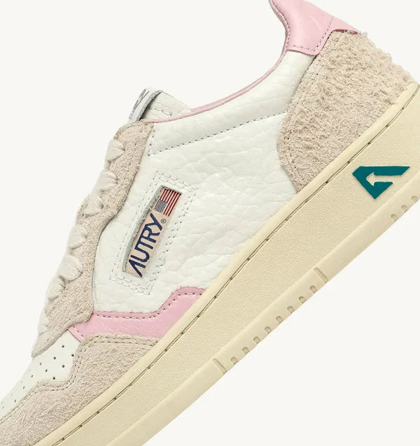 Autry Sneakers Medalist 01 Low Leather Sand HE03
