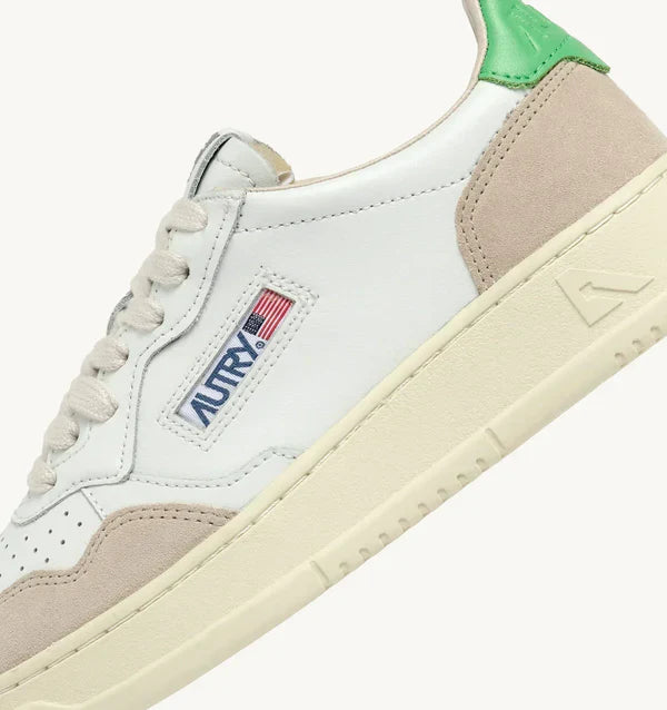 Autry Sneakers Medalist 01 Low Leather suede Green LS65