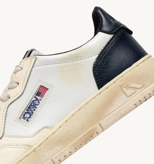 Autry Sneakers Medalist 01 Low Super Vintage SV32