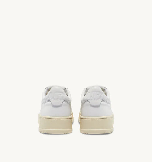 Autry Sneakers Medalist 01 Low Goat White GG04