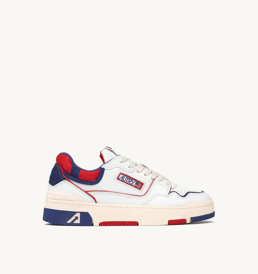 BASKET CLC EN CUIR BLANC ROUGE ET BLEU