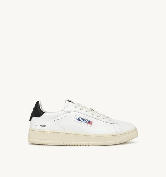 BASKET DALLAS LOW EN CUIR BLANC ET NOIR