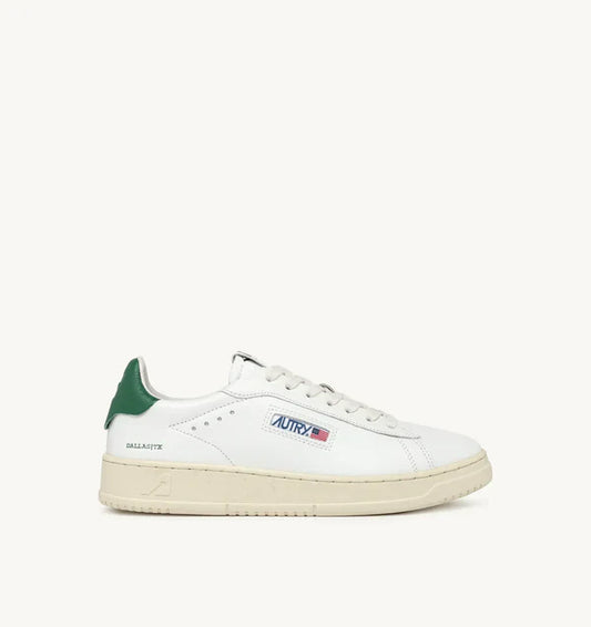 BASKET DALLAS LOW EN CUIR BLANC ET AMAZON