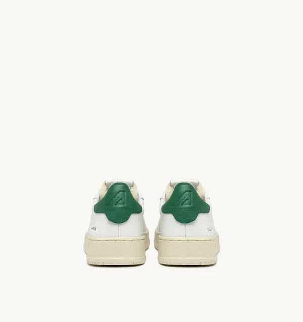 BASKET DALLAS LOW EN CUIR BLANC ET AMAZON