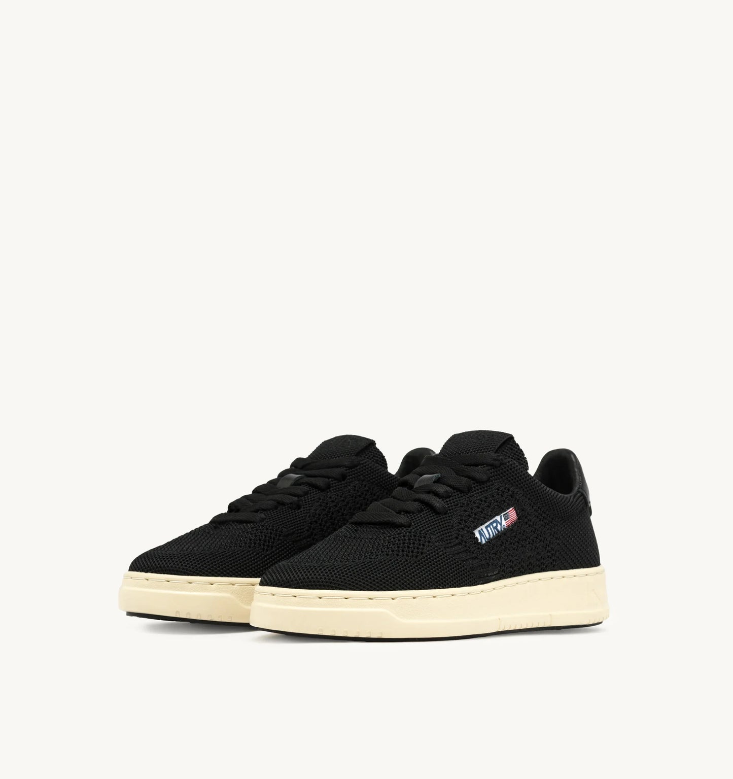 BASKETS MEDALIST EASEKNIT LOW