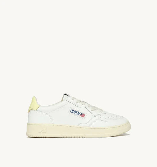 Autry Sneakers Medalist 01 Low Leather Lime LL58