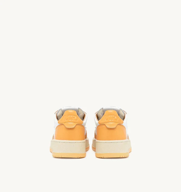 Autry Sneakers Medalist 01 Low Leather Bufforng WB32