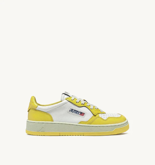 Autry Sneakers Medalist 01 Low Leather Lime WB27