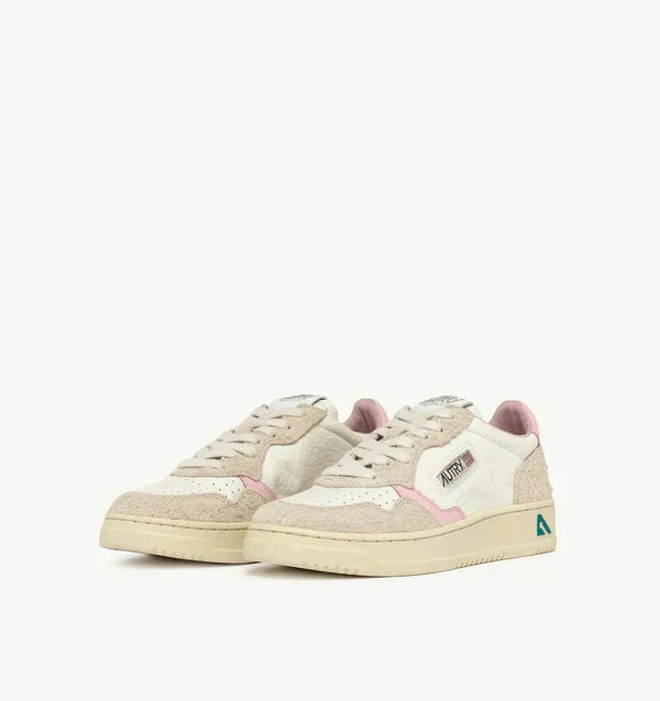 Autry Sneakers Medalist 01 Low Leather Sand HE03