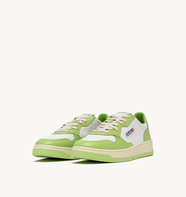 BASKET MEDALIST BAISSE EN CUIR BICOLORE BLANC ET VERT