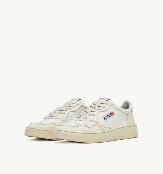 Autry Sneakers Medalist 01 Low Goat Canvas Ivory CB01