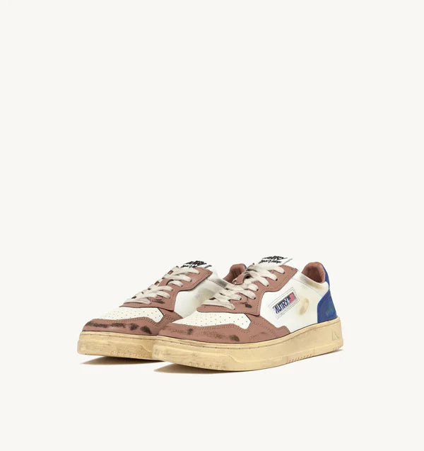 SNEAKERS MEDALIST LOW SUPER VINTAGE EN CUIR BLANC MARRON ET BLEU