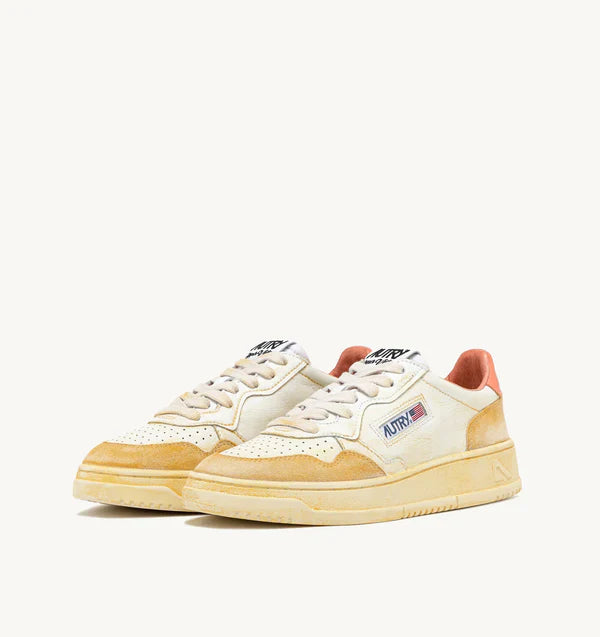 BASKET MEDALIST LOW SUPER VINTAGE EN CUIR DAIM ET BLANC JAUNE ET SASHIMI