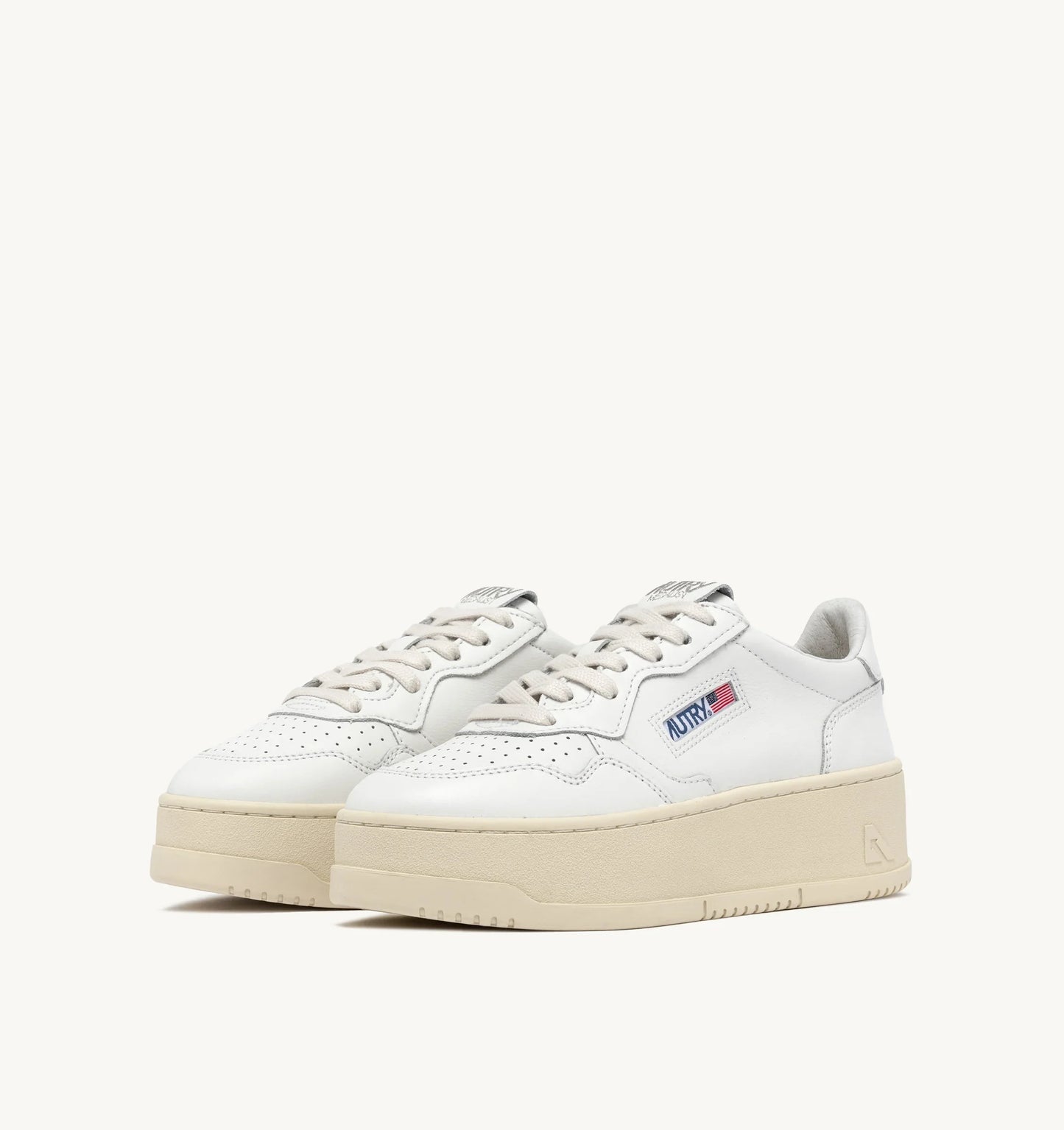 BASKETS MEDALIST PLATFORM EN CUIR BLANC