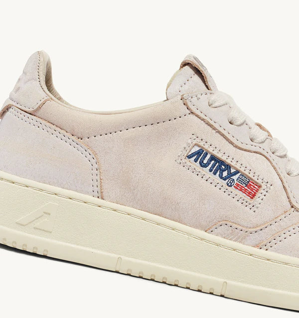 Autry Sneakers Medalist 01 Low Sand Unlined White
