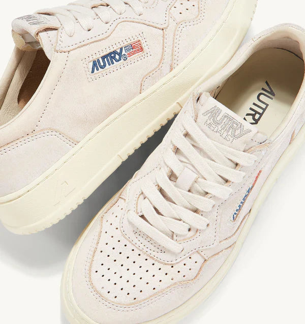 Autry Sneakers Medalist 01 Low Sand Unlined White