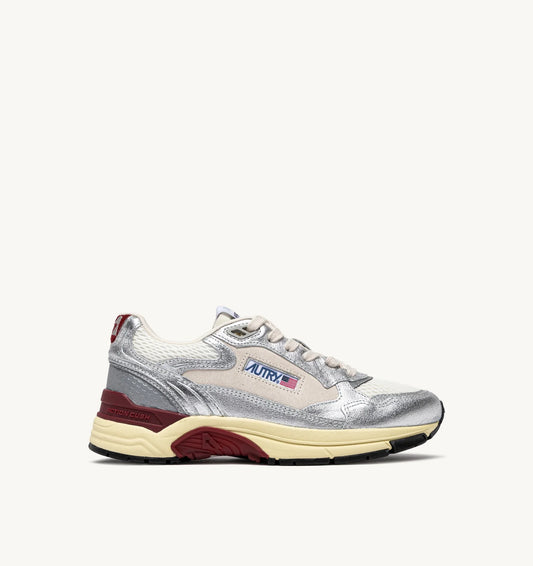 BASKETS HYPERWAY EN MESH ET CUIR LAMINè BLANC ET ARGENT